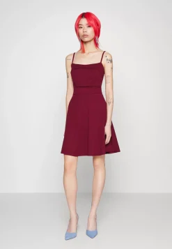 Wal G Maya Strappy Skater Dress – Cocktail Dress / Party Dress . Excellent|Women Dress