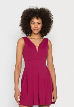 Wal G Pleated Fit And Flare – Cocktail Dress / Party Dress . Online Sales|Women Dress
