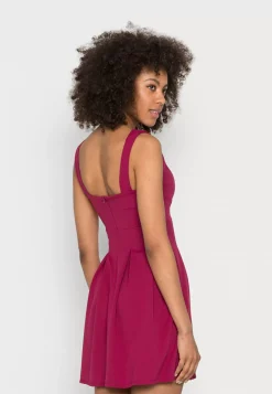 Wal G Pleated Fit And Flare – Cocktail Dress / Party Dress . Online Sales|Women Dress