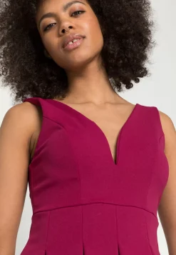 Wal G Pleated Fit And Flare – Cocktail Dress / Party Dress . Online Sales|Women Dress