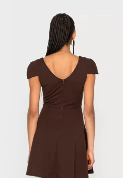 Wal G Shakeela Skater Dress – Cocktail Dress / Party Dress . Cheap|Women Dress